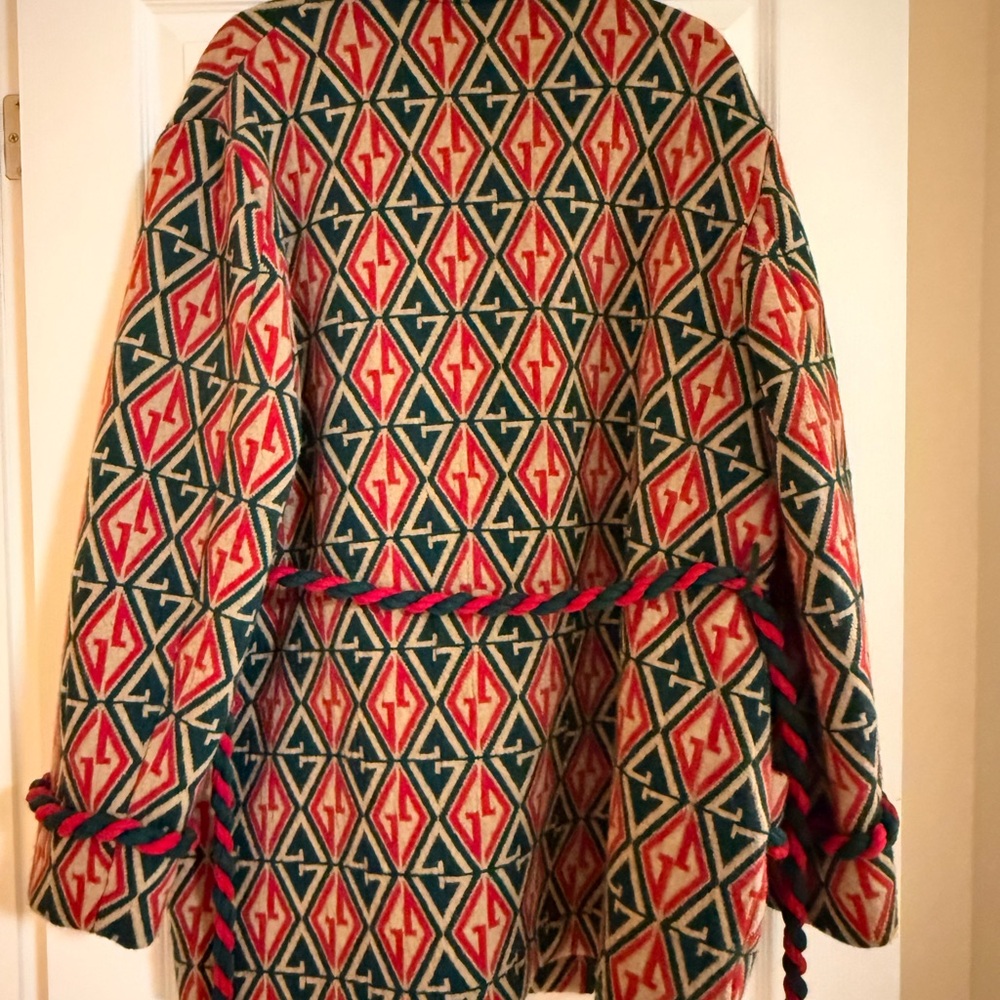 Gucci Red, Navy & Cream Geometric Wool Belted Cape Coat - Picture 5 of 7